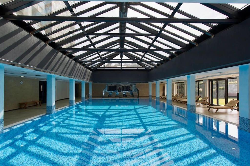 Luxury Penthouse With A Lavish Spa And 2 En-Suite Bedrooms Bansko Eksteriør billede